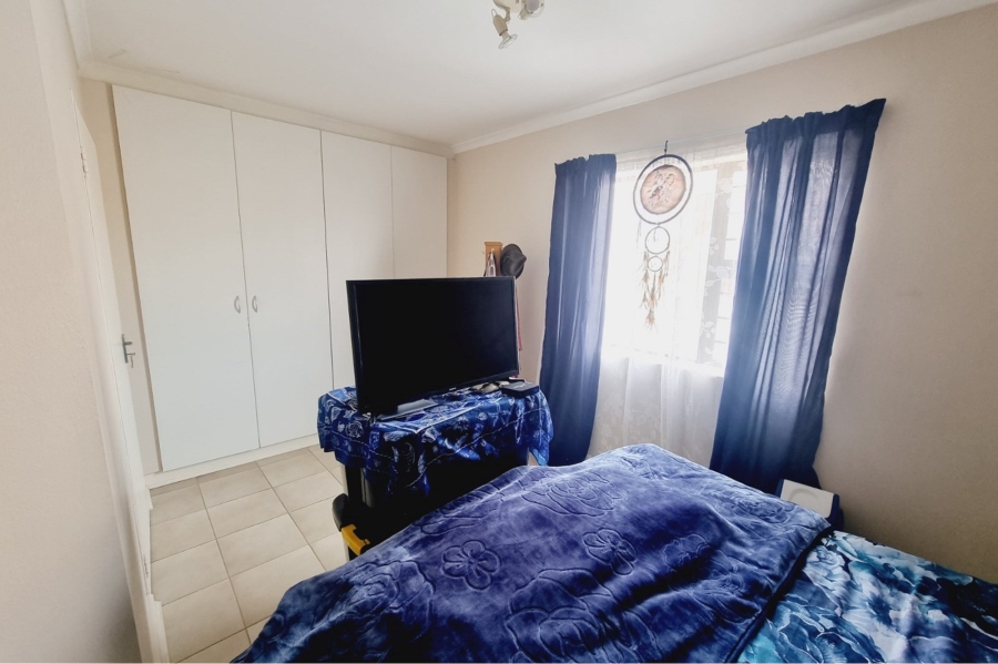 2 Bedroom Property for Sale in Parklands Western Cape